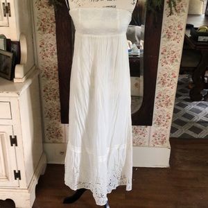 White maxi dress